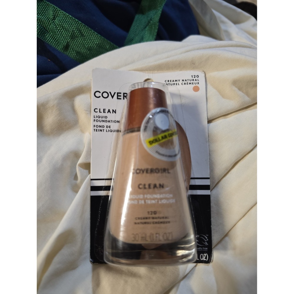 Covergirl Clean Liquid Foundation 120 Creamy Natural Lightweight Normal Skin